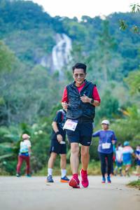 BIB: 090
                            <button type="button" onclick="openModal(18880694)" class="btn btn-primary btn-sm float-right btn-popup" data-toggle="modal" data-target=".modal-high-quality">
                        <i class="fas fa-shopping-cart"></i> Add to Cart
                    </button>
                                            <button type="button" onclick="isThisMe(18880694, true)" class="btn btn-success btn-sm float-right btn-popup btn-isme hidden" data-toggle="tooltip" data-placement="bottom" title="นี่คือรูปของคุณใช่ไหม คลิกที่นี่เพื่อเอาเข้าอัลบั้ม">
                        <i class="fas fa-plus"></i> Add to album
                    </button>
                    <button type="button" onclick="isThisMe(18880694, false)" class="btn btn-warning btn-sm float-right btn-popup btn-isnotme hidden">
                        <i class="fas fa-ban"></i> Remove from album
                    </button>